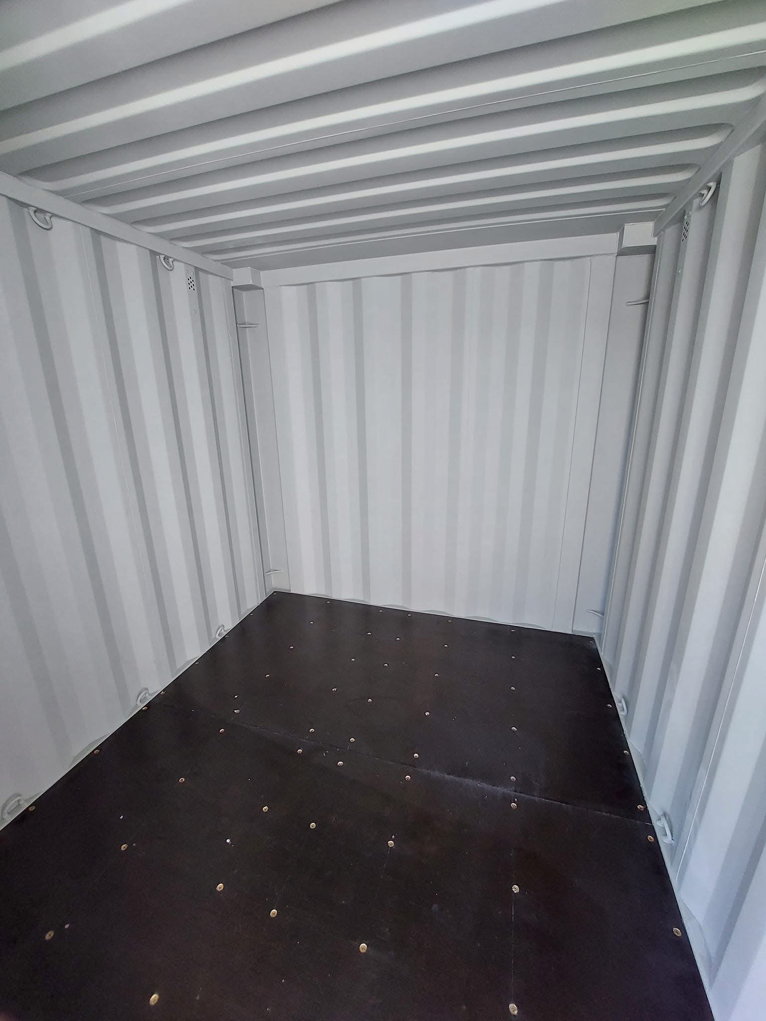 8 fods container interieur