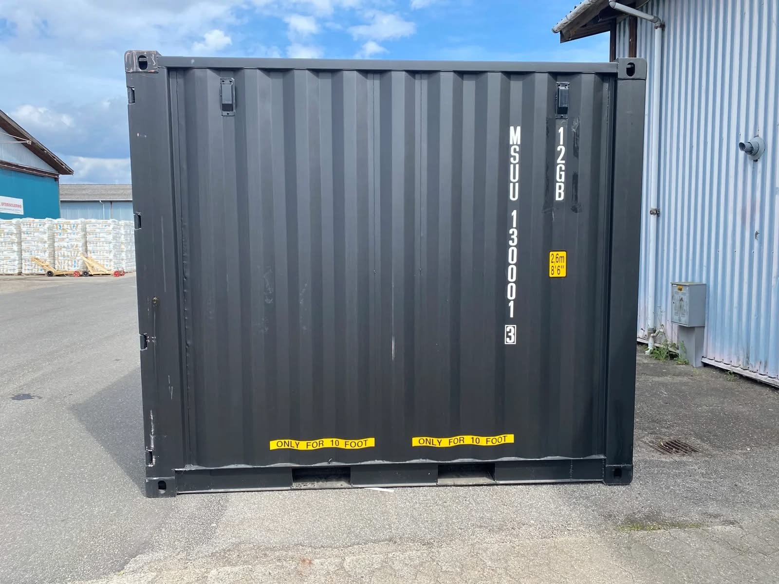 10 fods container sort facade arriere