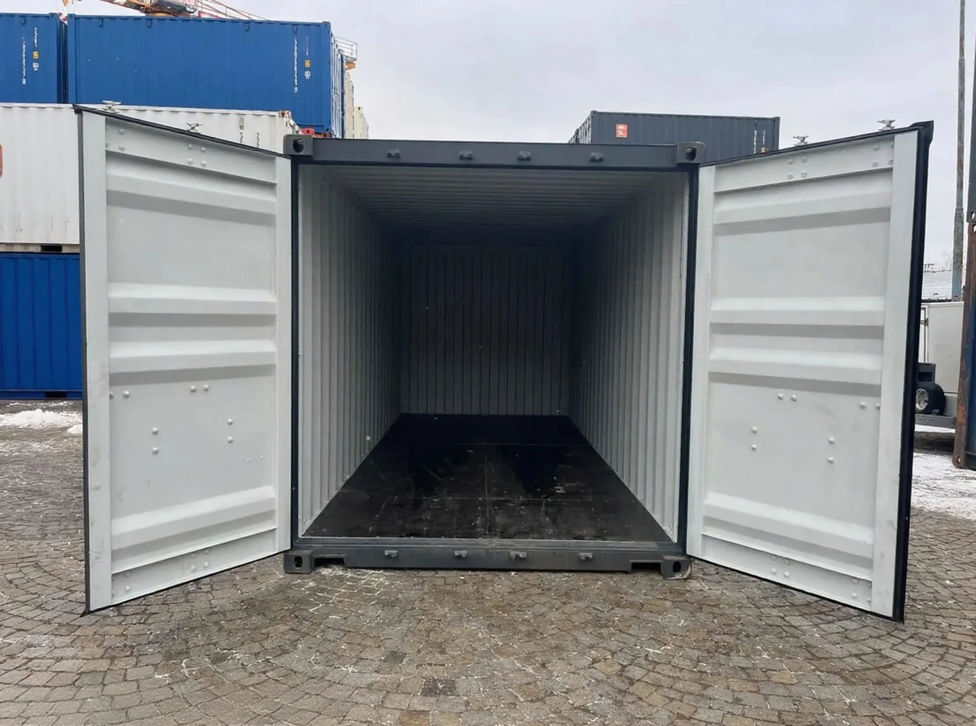 20 fods container porte ouverte