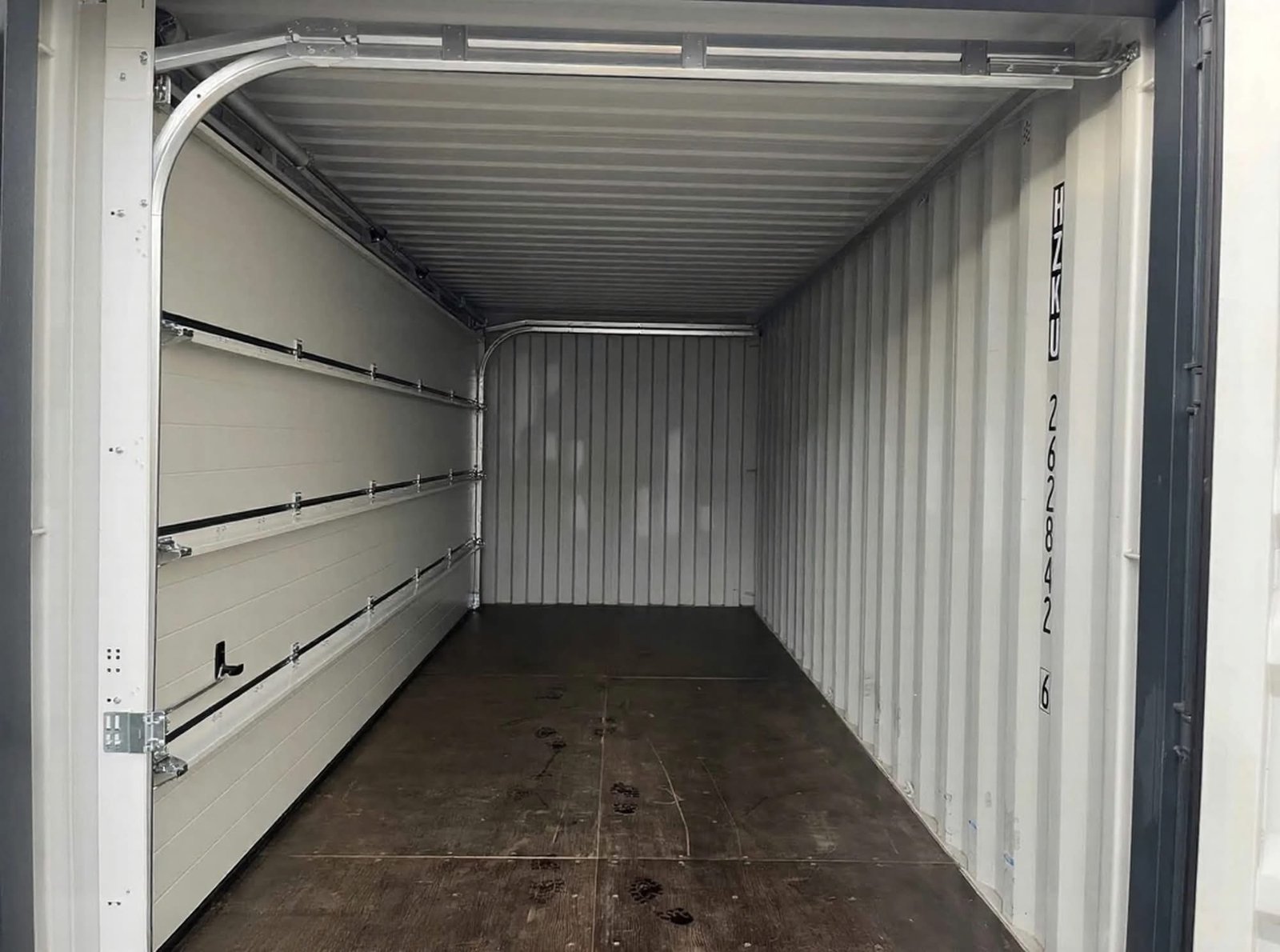 20 fods isoleret container sektionsport intérieur détail