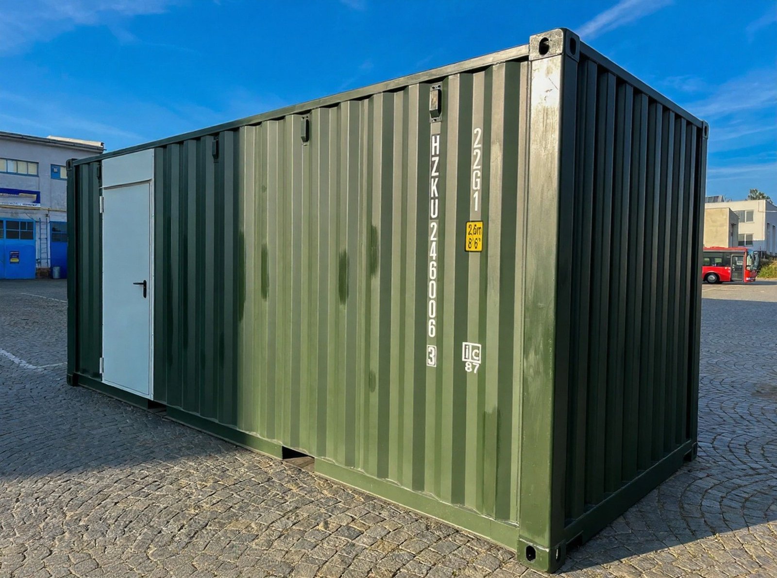 20 fods grøn container persondør åben