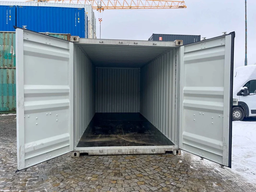20 fods container graa indeni1